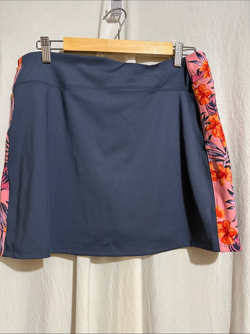 Tommy Bahama Navy Active gold Skort with Pink Floral Side Panels